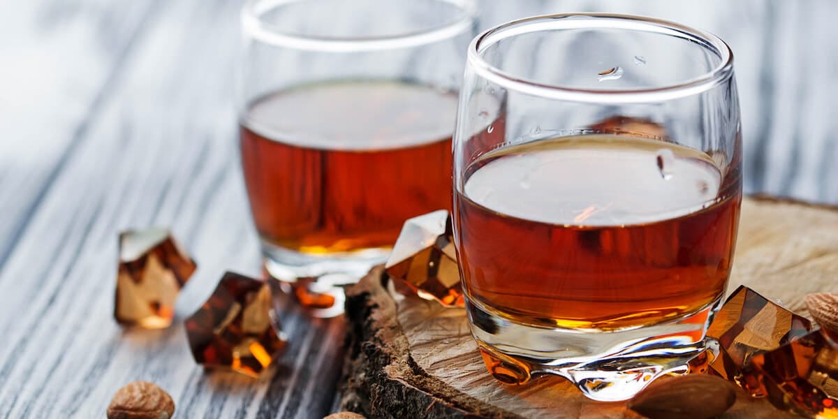 Almond liquor