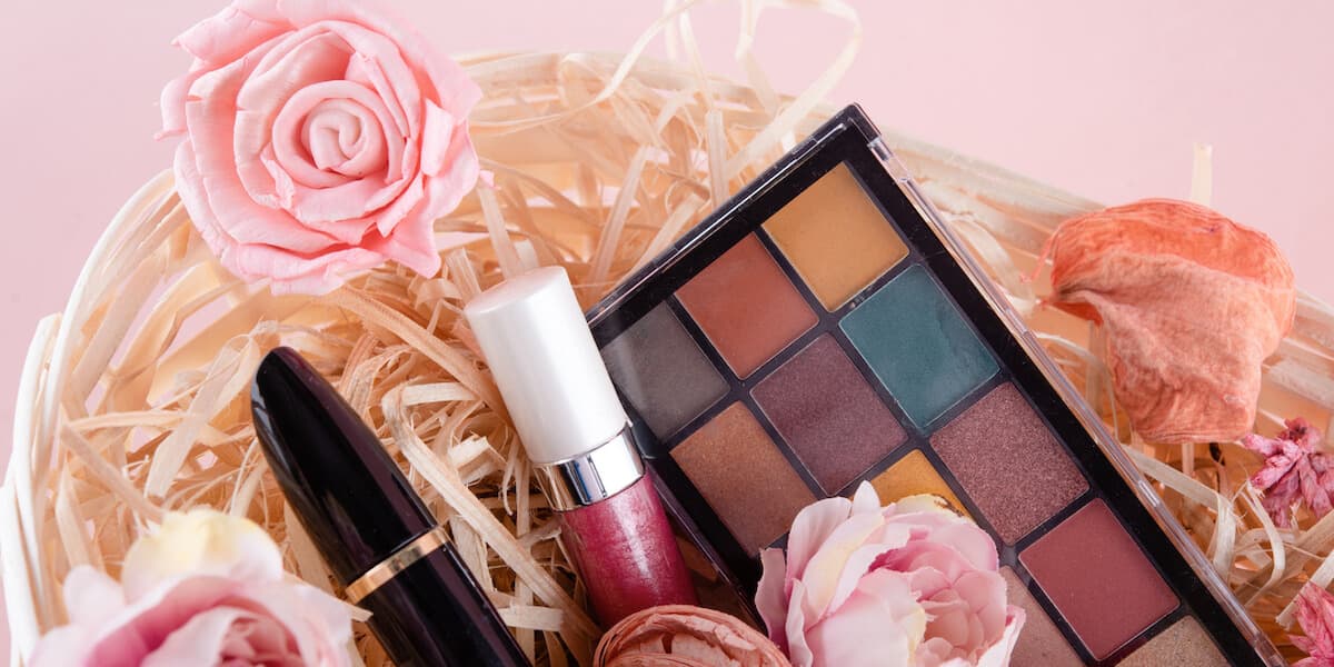 Beauty gift basket